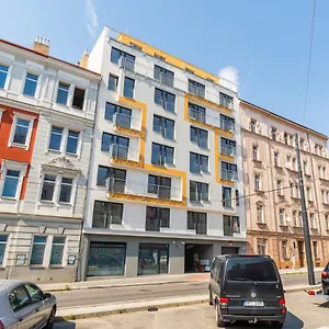 Brand New # 42 In Brand New Building With Free Parking In The Center Apartmán